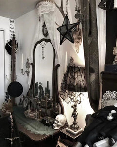 Gothic witch style decoration｜Bring nature into the home